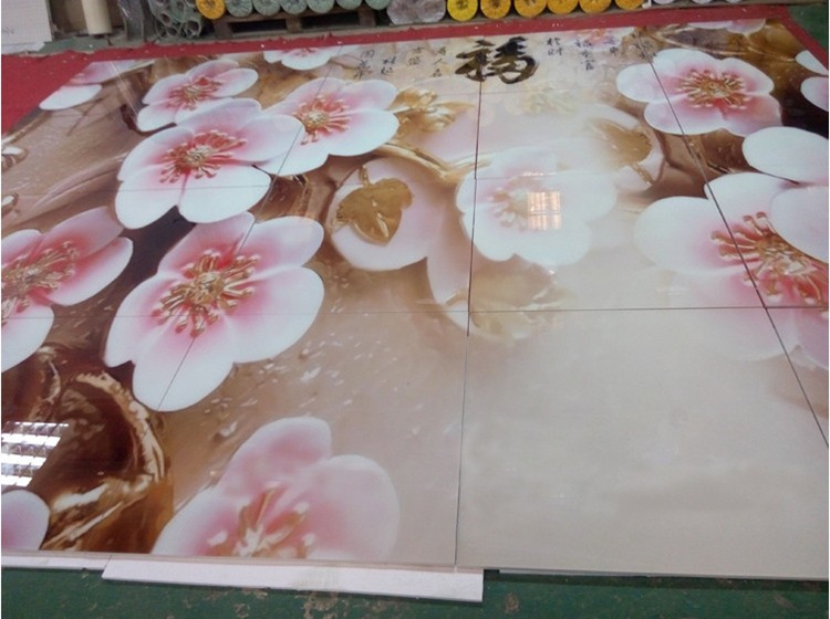 UV打印機(jī)是怎么才能實(shí)現(xiàn)定制個(gè)性化！